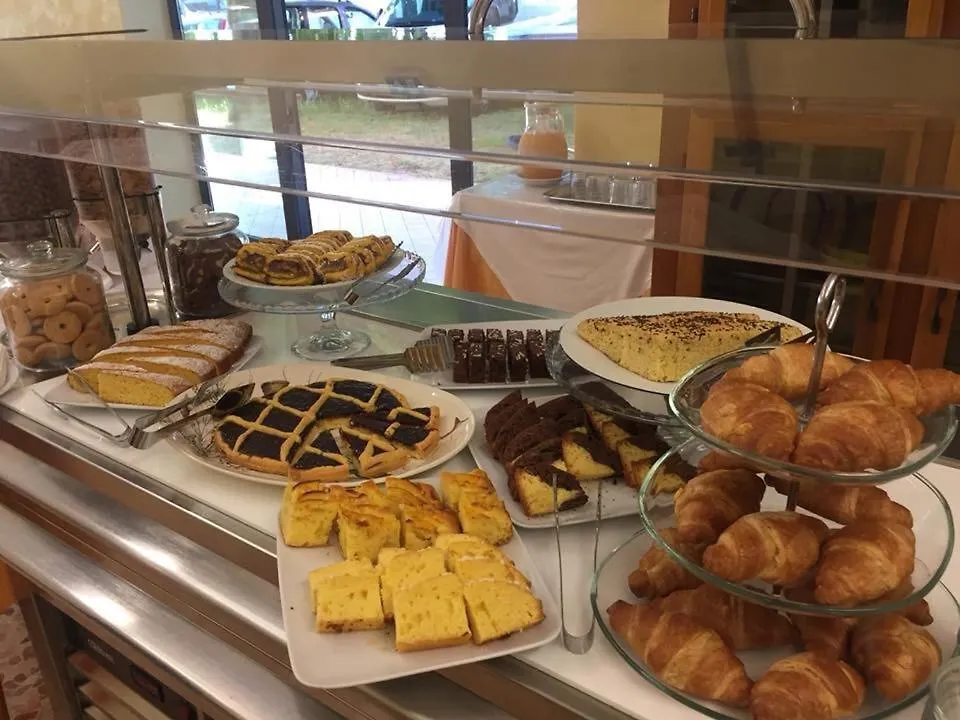 Hotel Argo Rimini 2*,